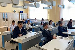 Девятиклассники Забайкалья сдают экзамен по русскому языку